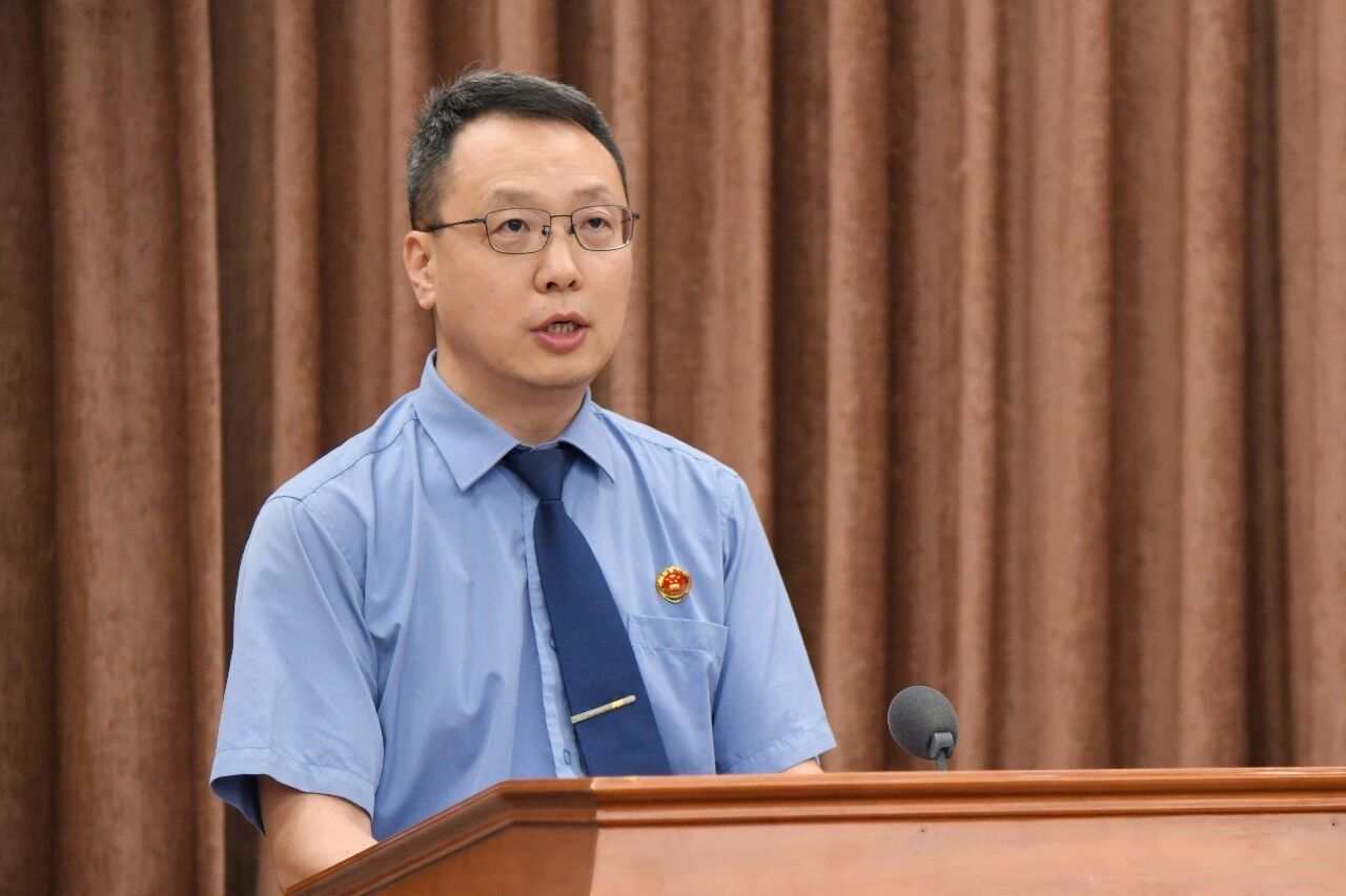 edbeccc7d2cefb83065184e81a59c5f5.jpg